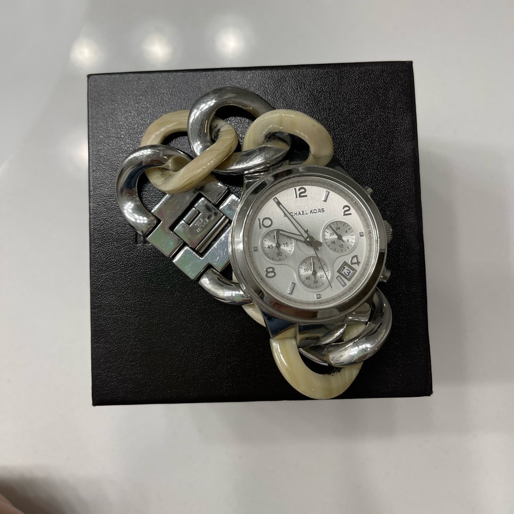 Michael Kors chunky silver chain watch